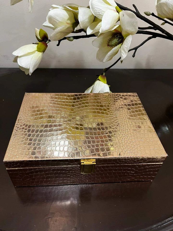 Rose gold leathrite box