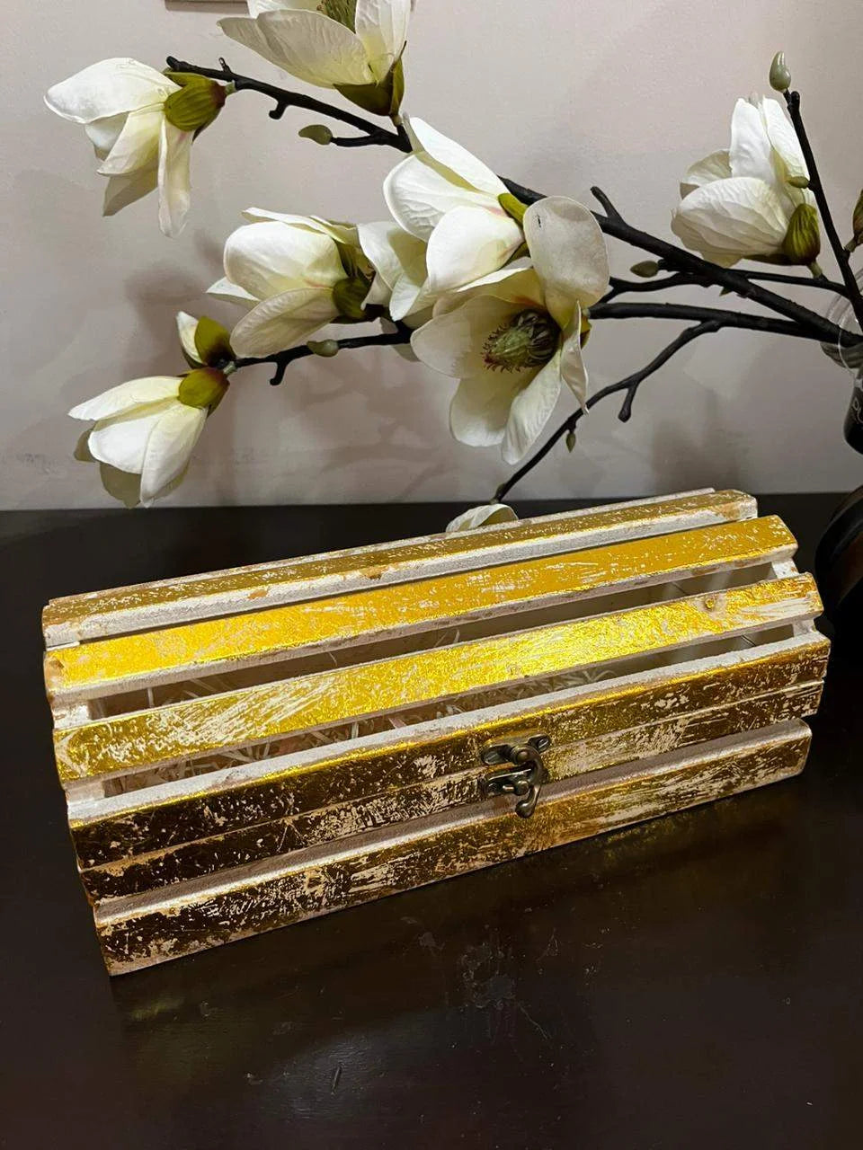 Pinewood foil paint box