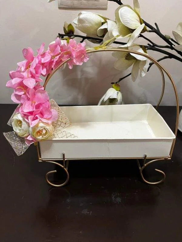 Metal without floral broach
