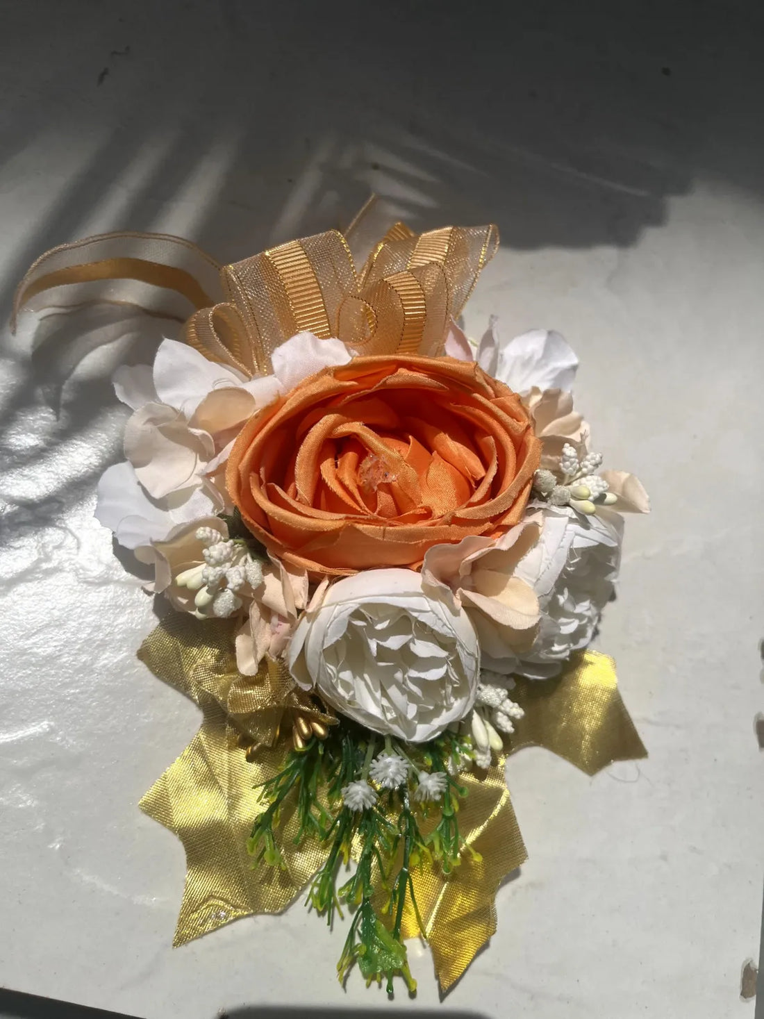 Floral broach & bunches