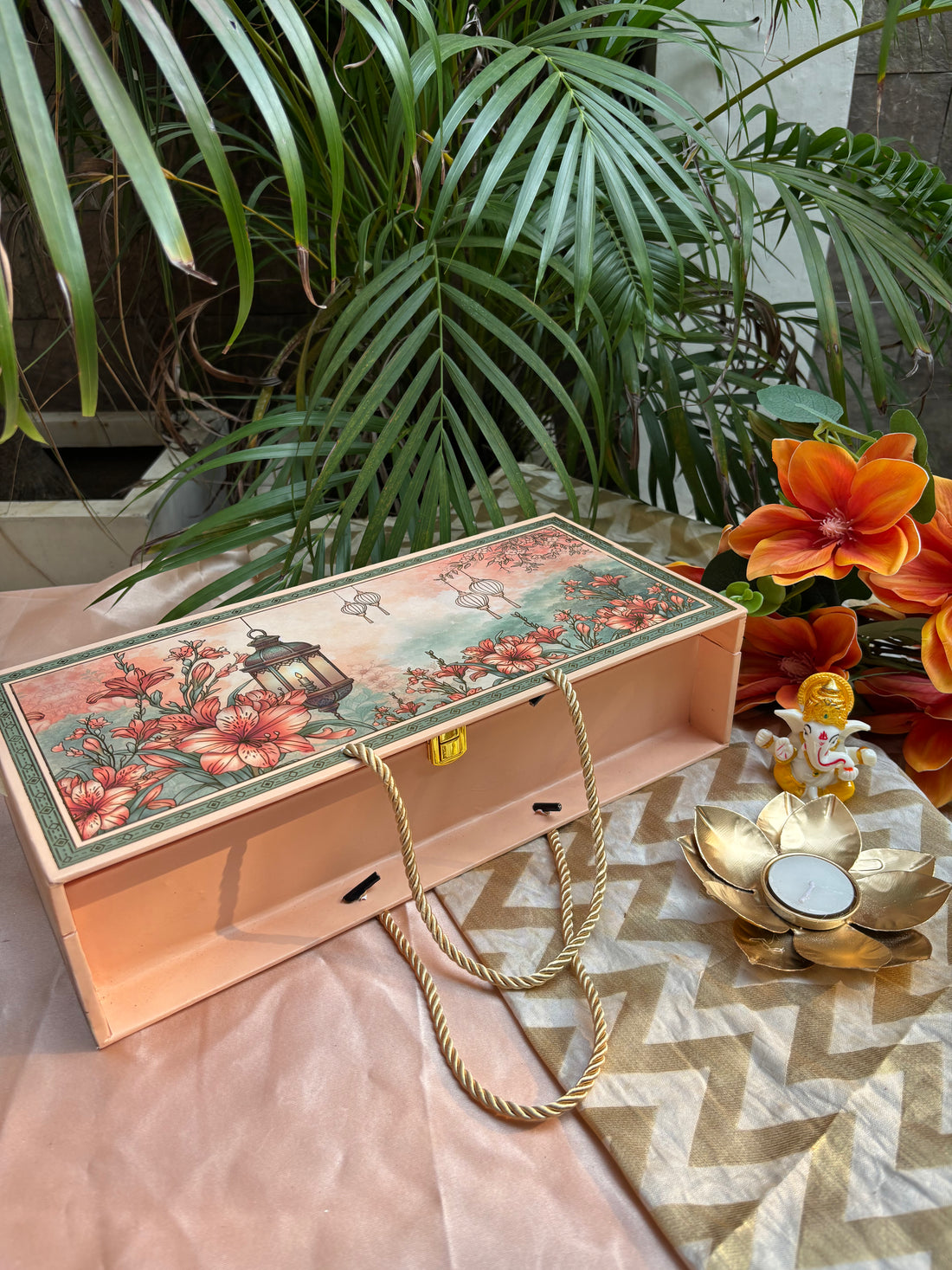 Utsav  box