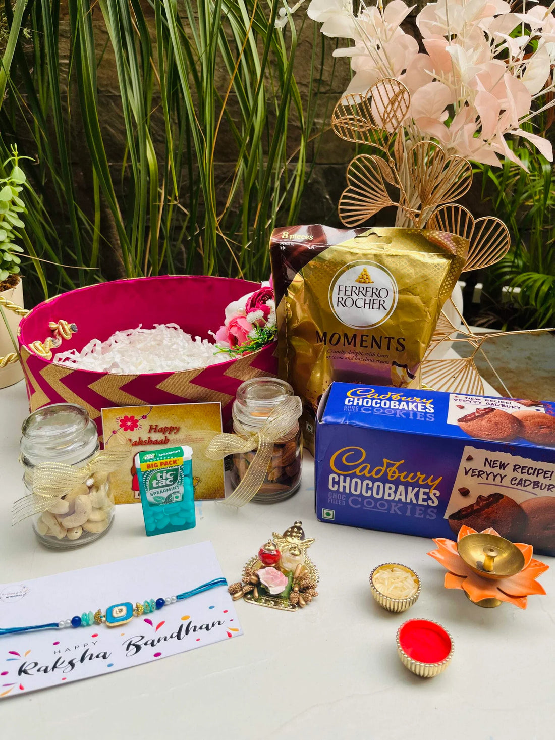 Rakhi hamper