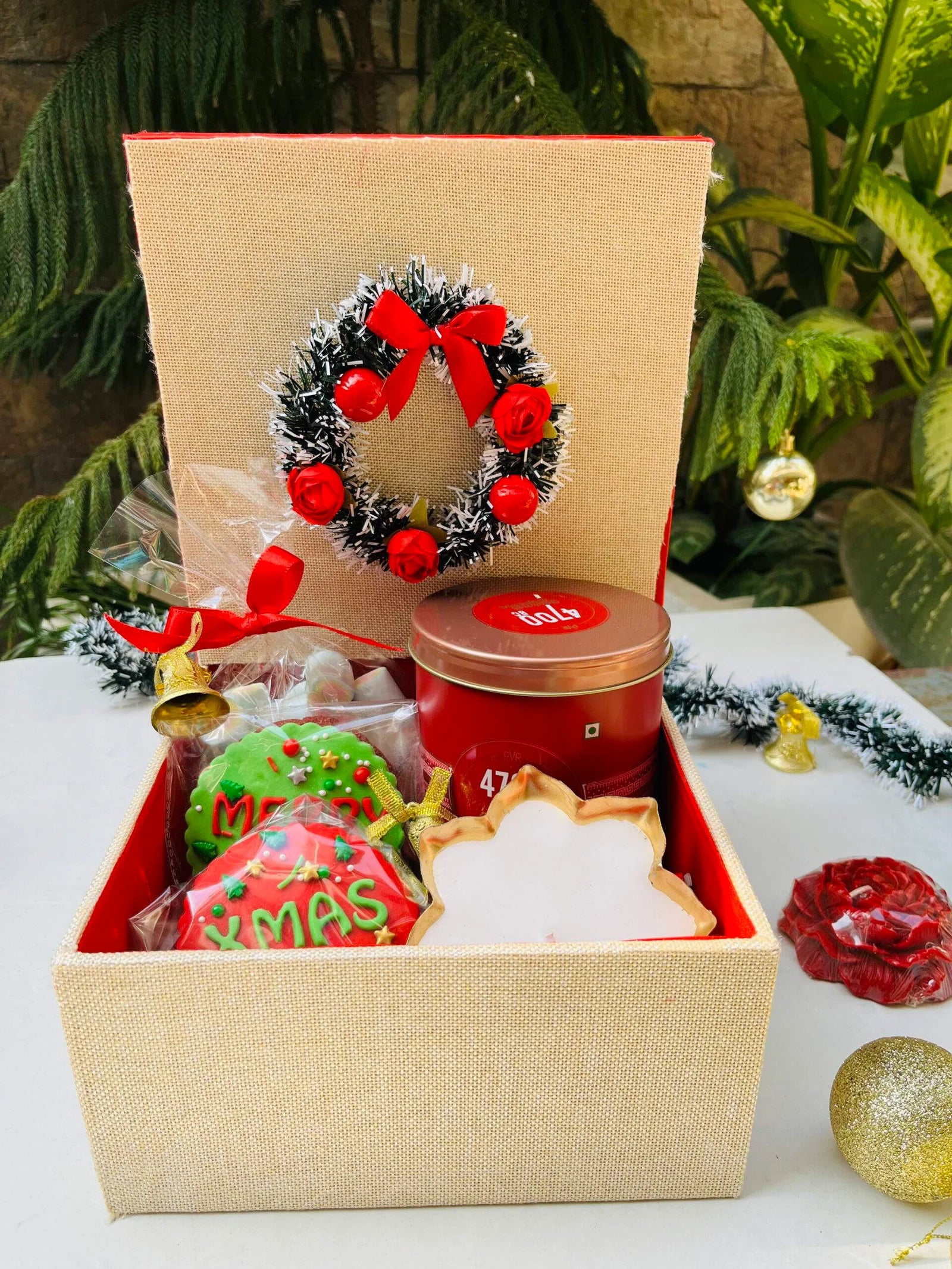 Winter fun box